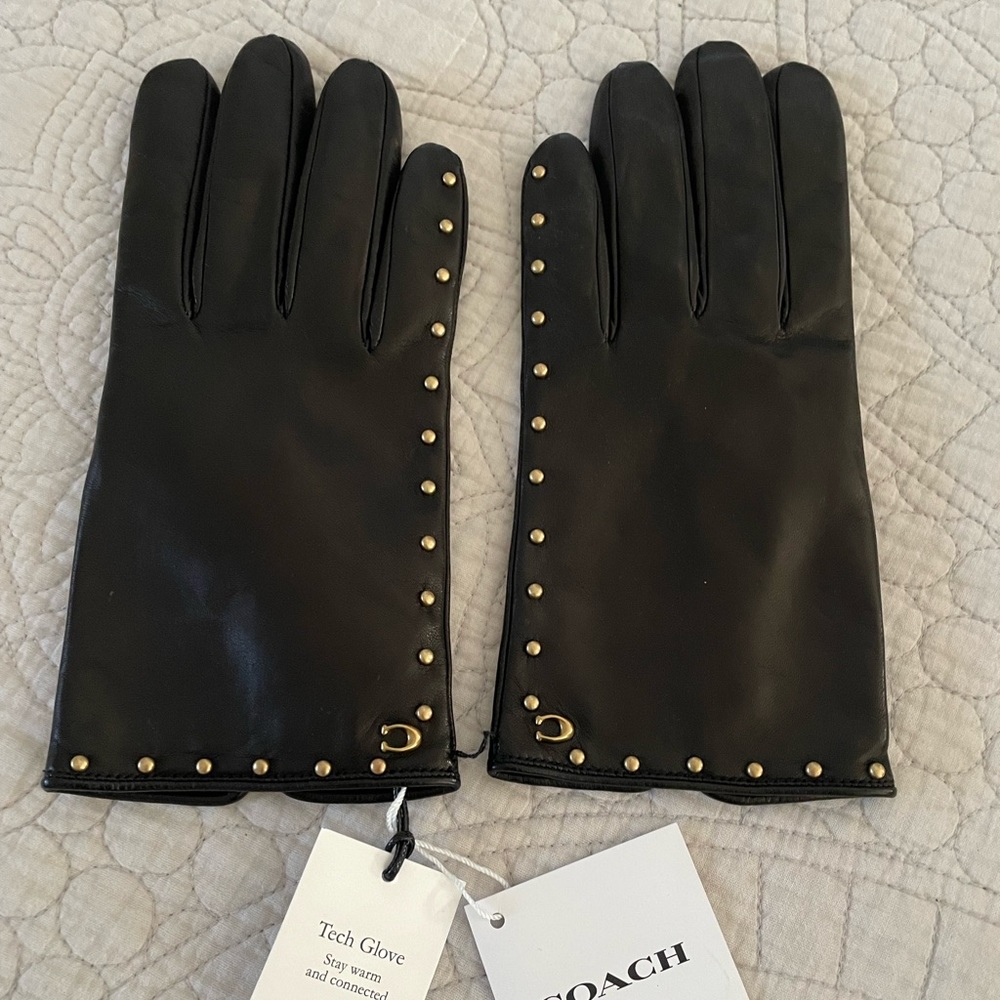 COACH leather gloves in size 7 1/2
